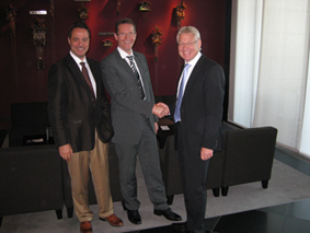 André Angermüller (GF SHD), Gerhard Zoche (GF SHD), Helmut Benefader (GF GWS) André Angermüller (GF SHD), Gerhard Zoche (GF SHD), Helmut Benefader (GF GWS)